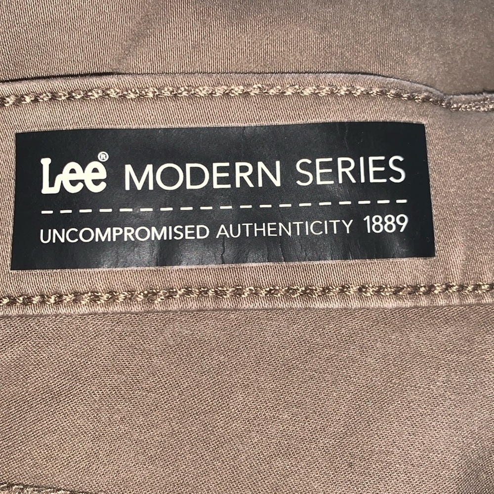 Lee jeans, Women's 10 khaki EUC skinny, mid rise, brushed cotton, pockets - Picture 11 of 17
